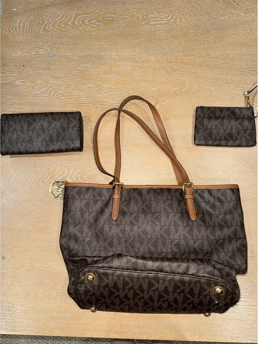 Michael Kors Jet Set Signature Snap-Pocket Tote Brown MK monogram Wallet Pouch